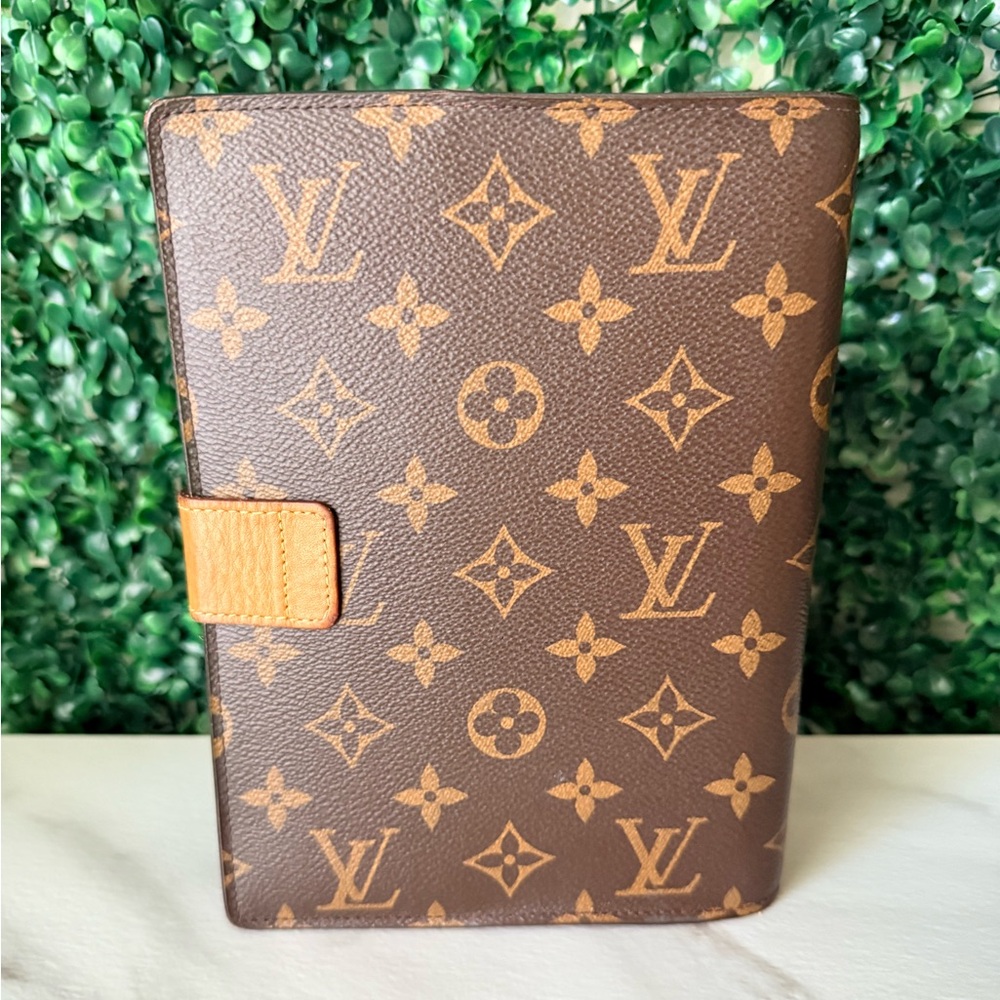 Louis Vuitton Monogram Patch Paul Cover Organizer - Generic Notebook - Picture 2 of 14
